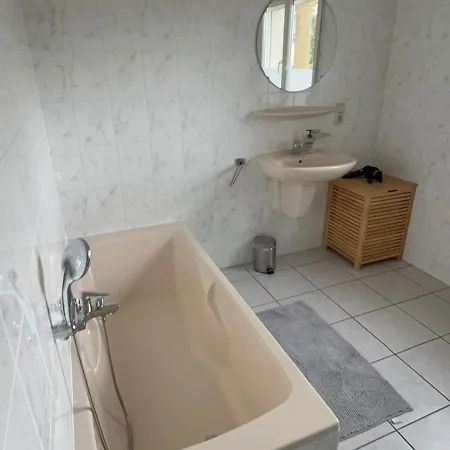 5 Bdr House - Work-family - 2 Min Shopping - Clervaux Luxembourg 펜션 Marnach