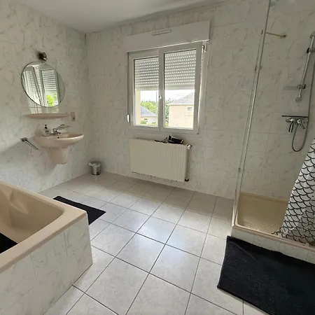 5 Bdr House - Work-family - 2 Min Shopping - Clervaux Luxembourg *
