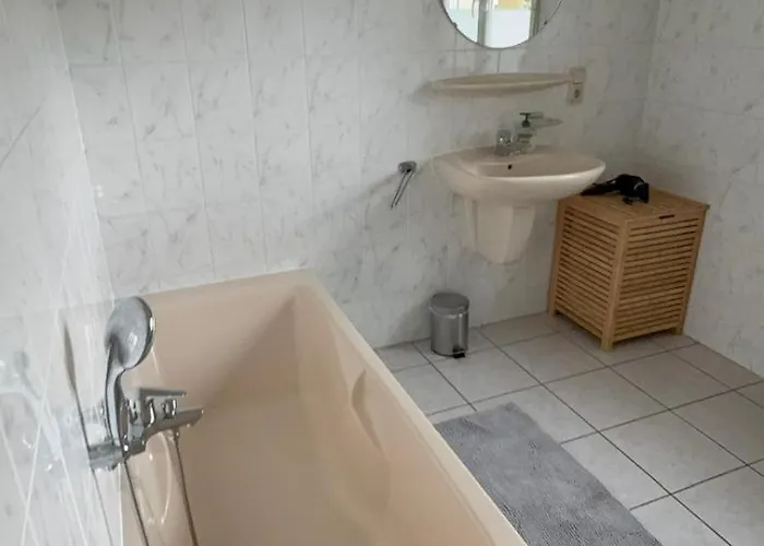 5 Bdr House - Work-family - 2 Min Shopping - Clervaux Luxembourg 펜션 Marnach