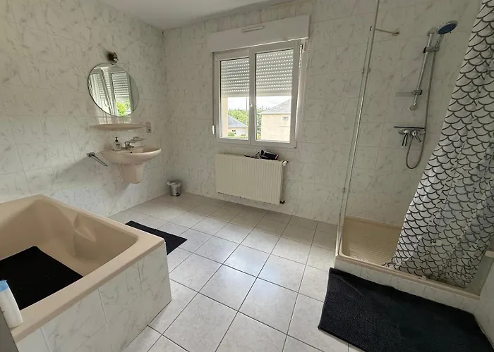 Spacious House In Clervaux - 5 Bedrooms -10 Guests *